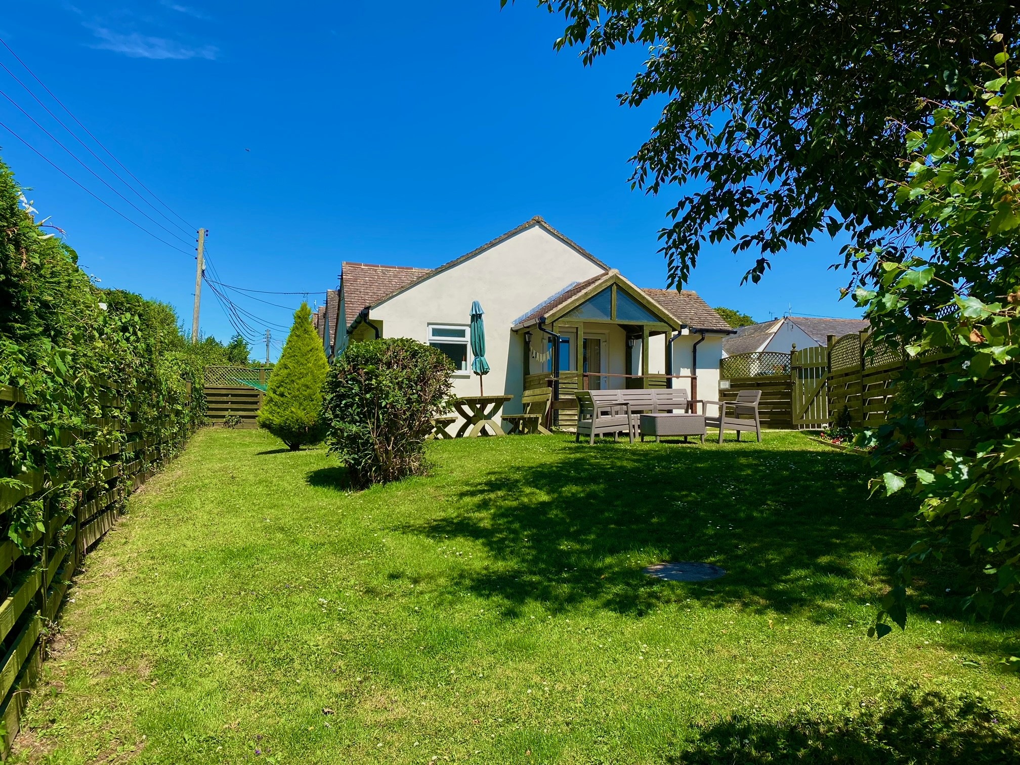 12 gar Golden Acre Jurassic Coastal Lodges